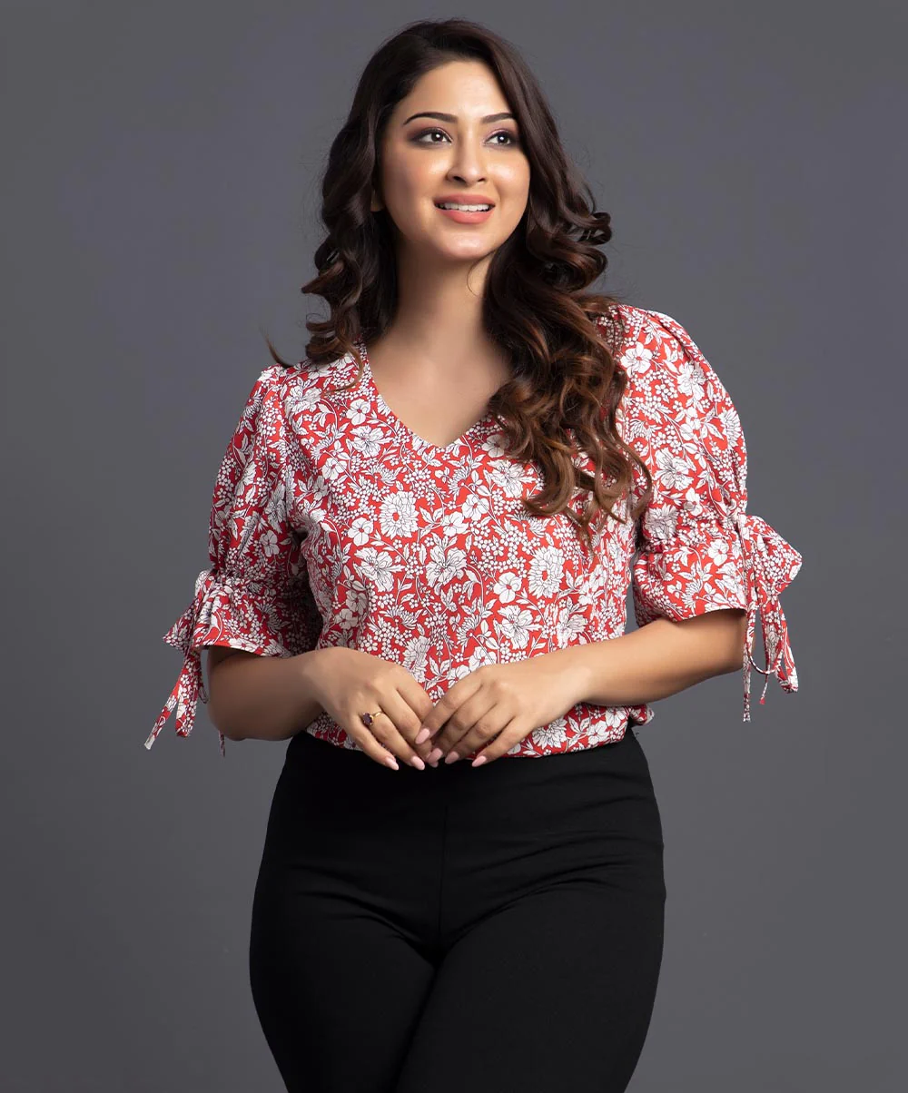 Vneck Sleeve Detailed Chiffon Printed Top