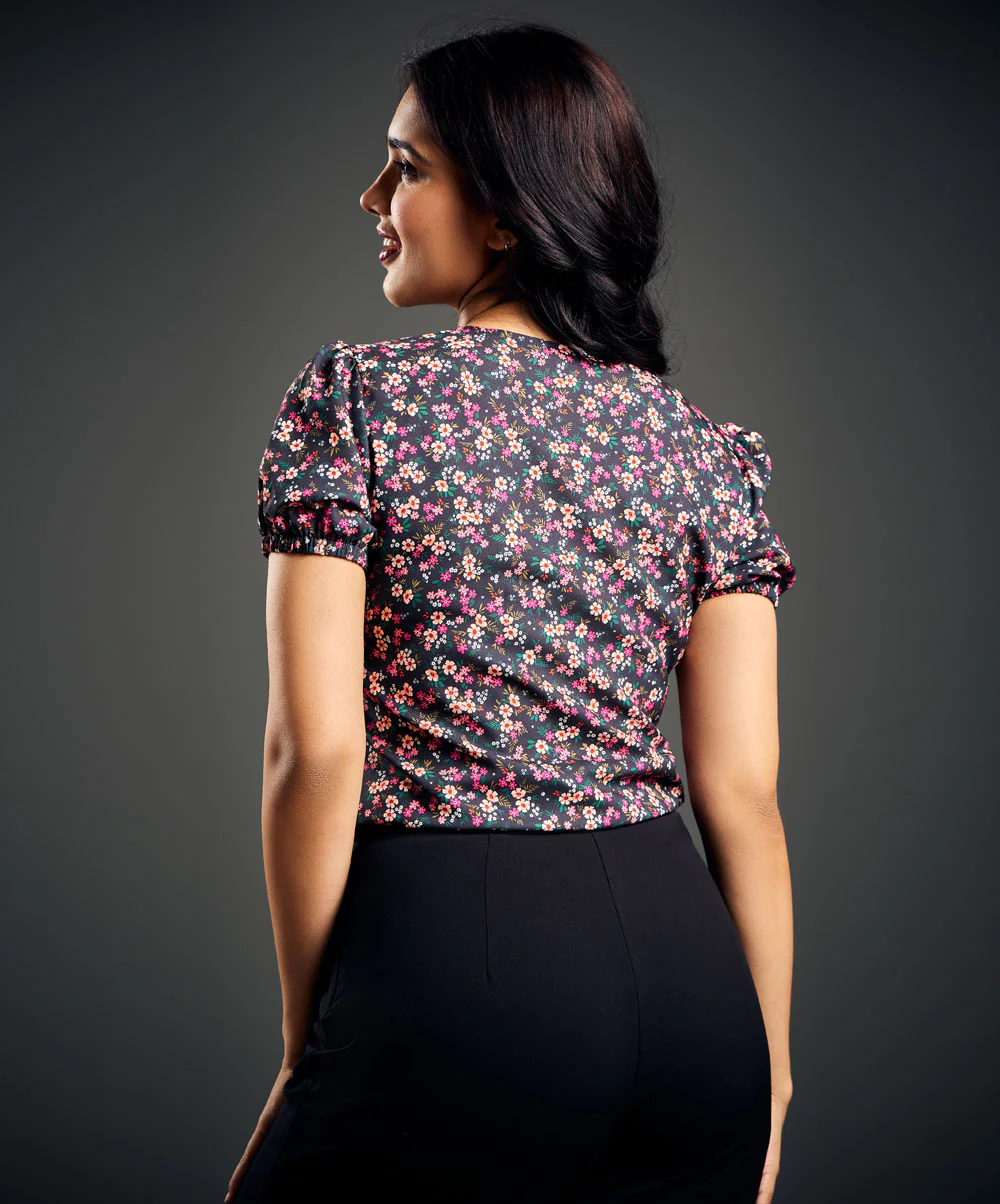 Vneck Sleeve Elasticated Printed Top - Image 4
